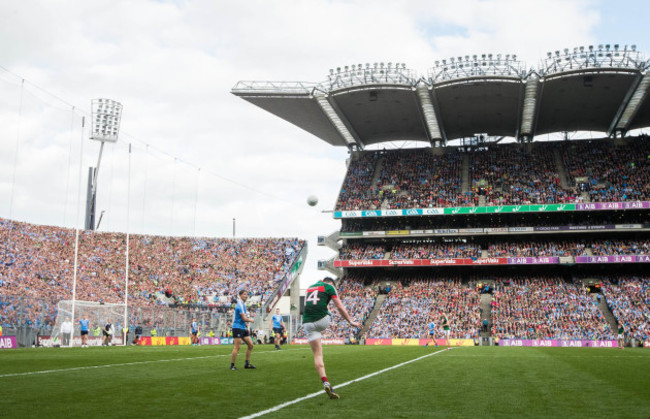 Cillian O&rsquo;Connor misses a late free