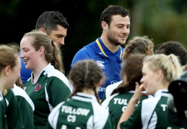 Rob Kearney and Robbie Henshaw with members of Tullow RFC