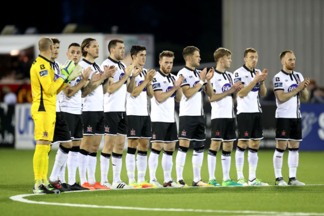 Dundalk players observe a minutes applause for Jimmy Magee