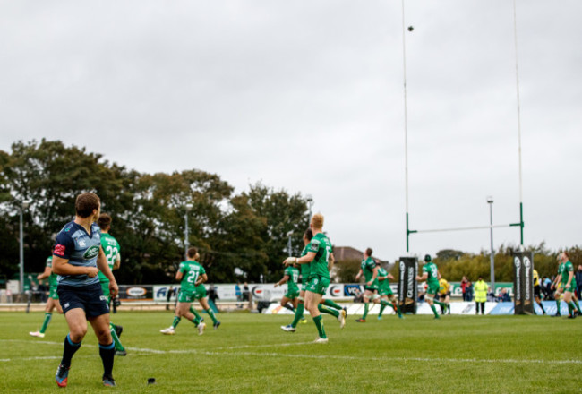 Jarrod Evans kicks the winning conversion