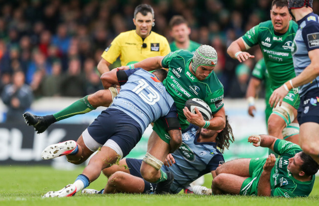 Ultan Dillane tackled by Rey Lee-Lo