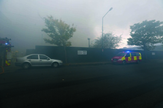 LR FIRE 394_90524381