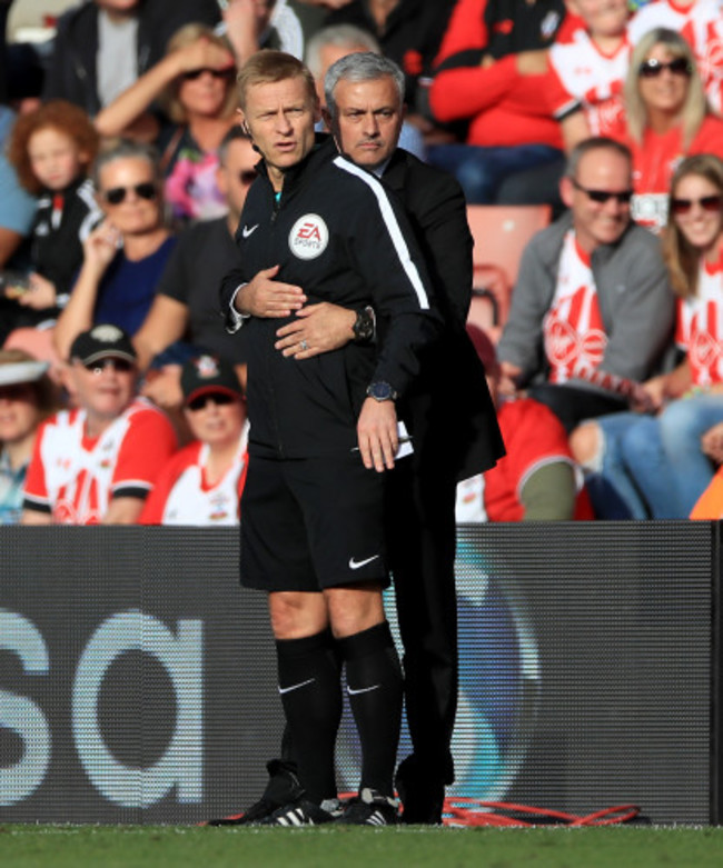 Southampton v Manchester United - Premier League - St Mary's Stadium