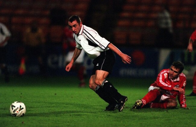Pat Fenlon and Ollie Cahill 27/10/2000