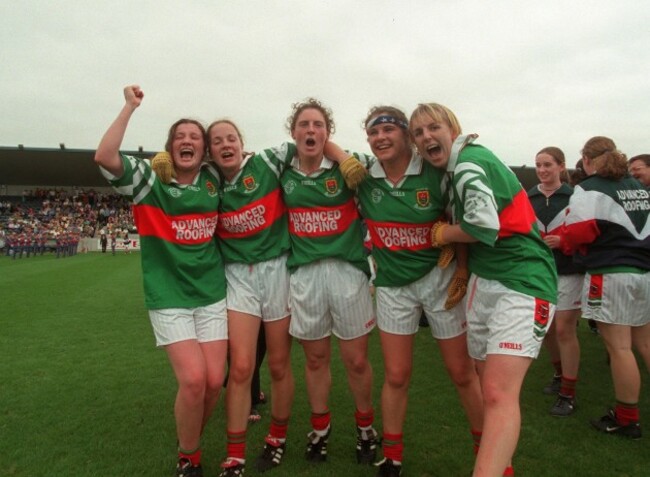 Mayo team celebrate 4/9/1999