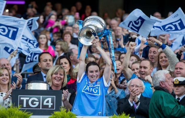 Sinead Aherne lifts the Brendan Martin Cup