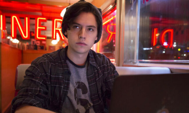 170110-news-riverdale-cole-sprouse