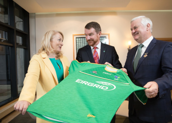 Biz Dsk EirGrid to sponsor Ireland International Rules Team-2-1