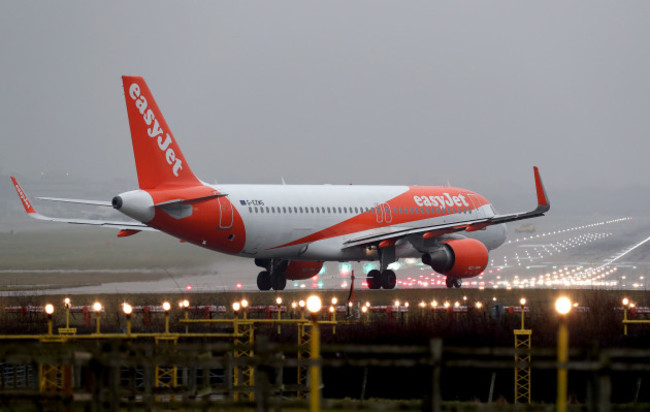 EasyJet feeder service