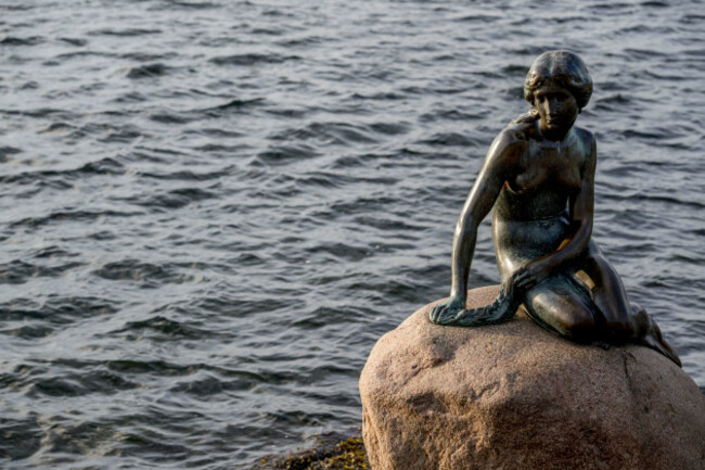 Facebook Censures Nude Statue Small Mermaid - Copenhagen