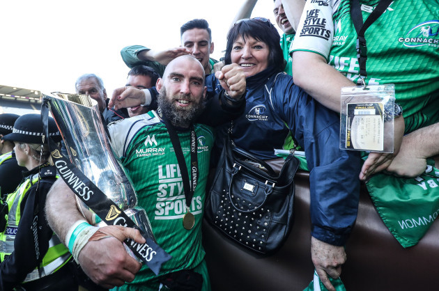 John Muldoon celebrates with the fans