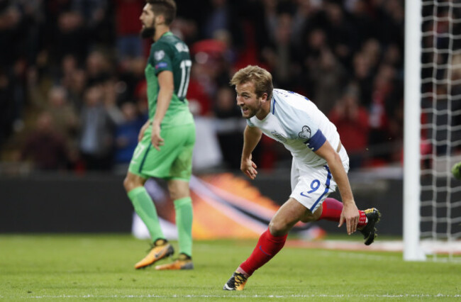 (SP)BRITAIN-LONDON-FOOTBALL-WORLD CUP QUALIFIER-ENGLAND VS SLOVENIA