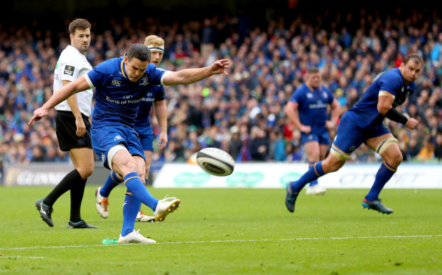 Johnny Sexton kicks a penalty to become the all time leading Leinster point scorer