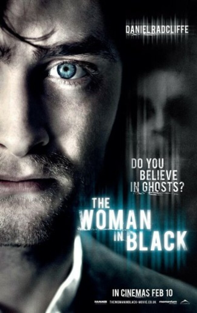 the-woman-in-black-poster