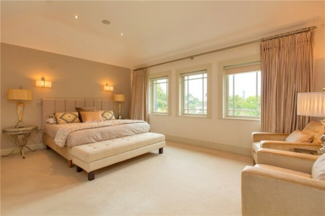 b16d9ca63270c80a047ea25d8622c85d