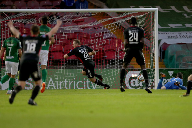 Georgie Paynton scores a penalty