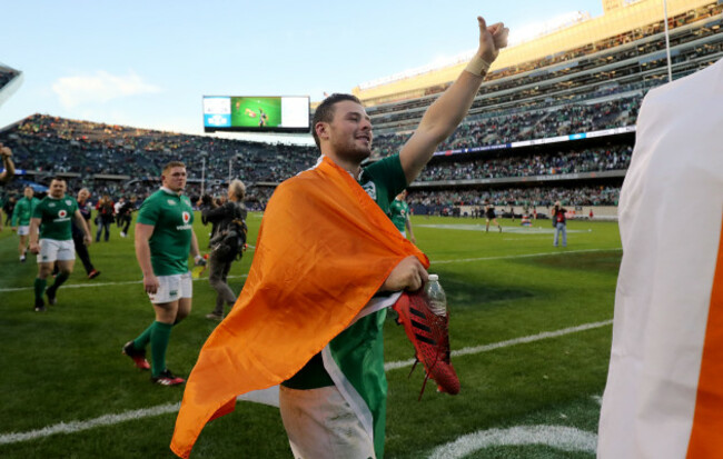 Robbie Henshaw celebrates winning