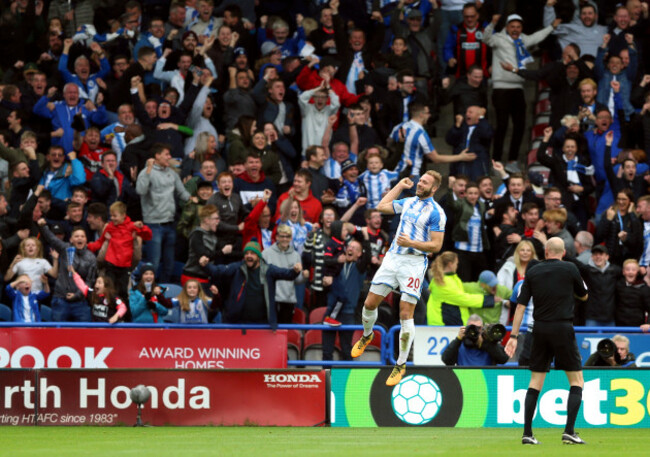 Huddersfield Town v Manchester United - Premier League - John Smith's Stadium
