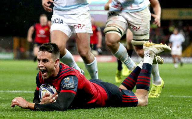 Conor Murray scores his sides first try