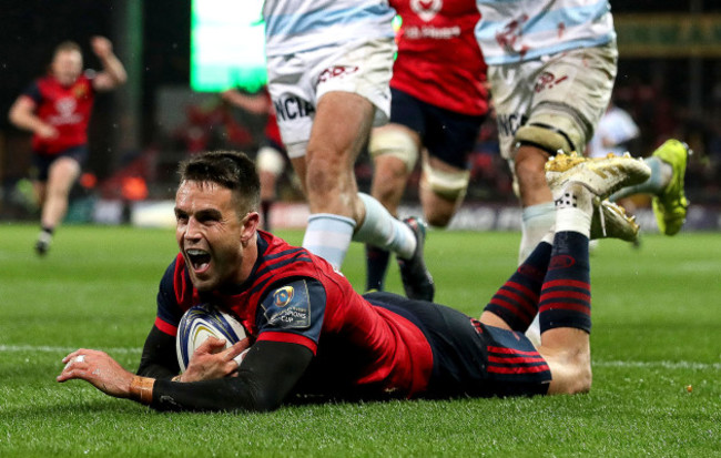 Conor Murray scores his sides first try