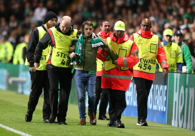 Celtic v Paris Saint Germain - UEFA Champions League - Group B - Celtic Park