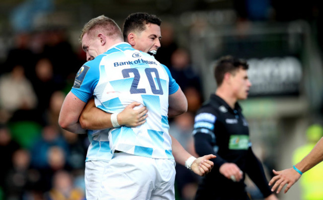 Noel Reid celebrates scoring their fourth try of the game with Dan Leavy