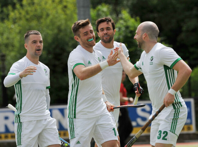 Maurice Elliot celebrates with Shane O'Donoghue