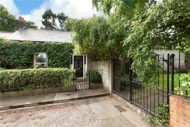 22f8ea0a24a8ebf207b92a9bf04a6397