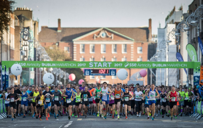 A view of the Dublin Marathon as runners make there way down Fitzwilliam Street Upper