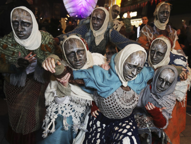 0301 Macnas Halloween Parade_90527926