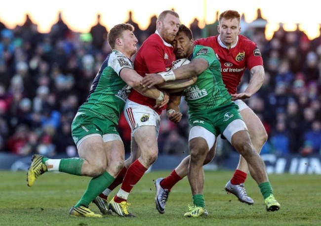 Keith Earls tackled by Peter Robb and Bundee Aki