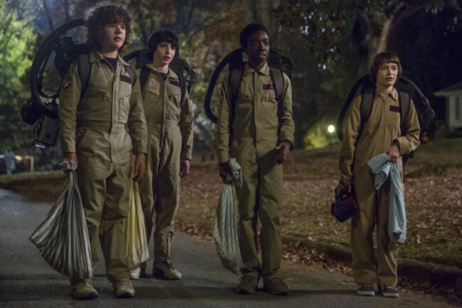 stranger-things-season-2-netflix-ghostbusters-halloween