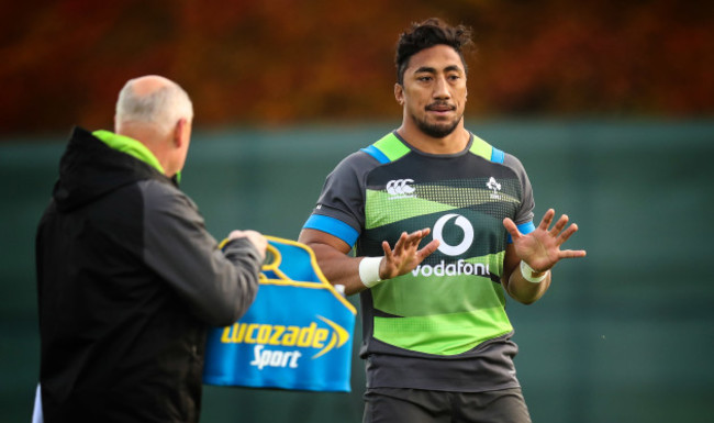 Bundee Aki