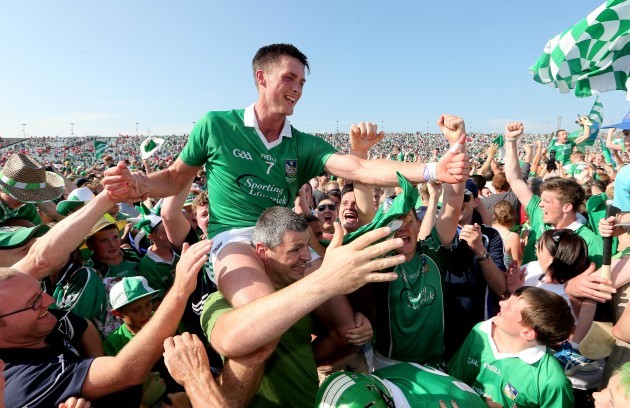 Gavin O'Mahony is carried from the field by fans