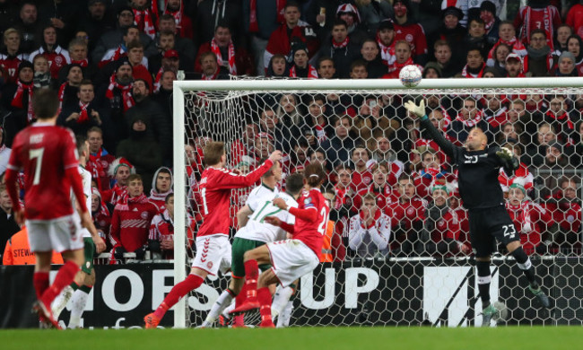 Darren Randolph makes a late save