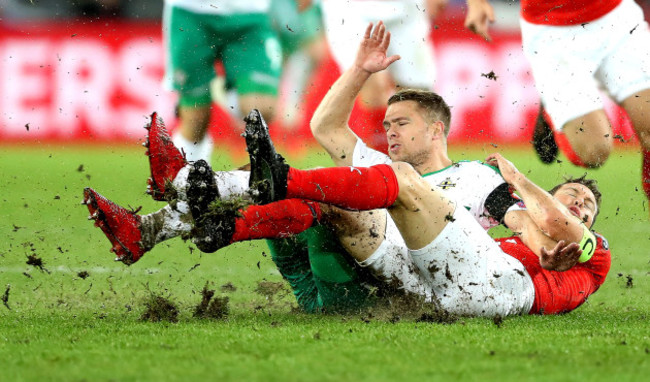 Jamie Ward with Stephan Lichtsteiner