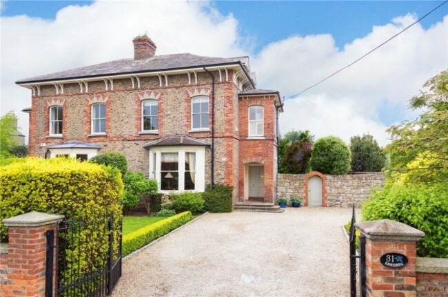 93f4a9edbbf7a8ed01e1a158e3191b19