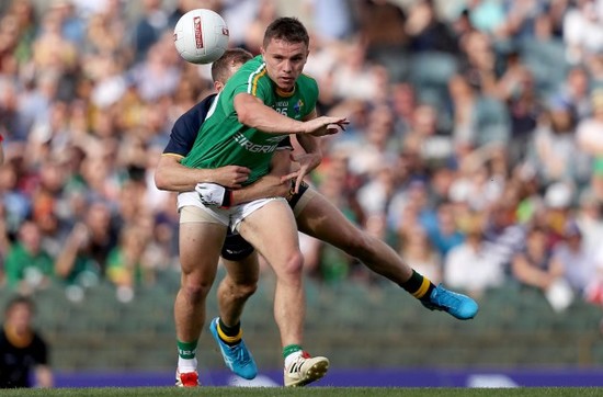 Sean Powter with Joel Selwood