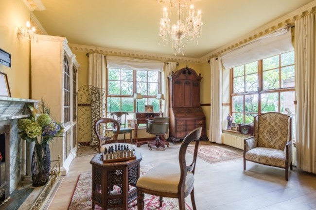 754f110c7ca0bd06245cc81a3ef525c2