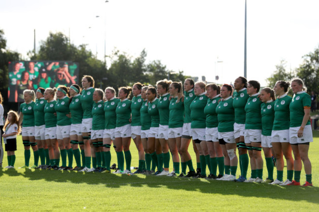 2017 WRWC The Ireland team stand for the national anthem