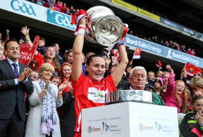 Aoife Murray lifts the O'Duffy cup