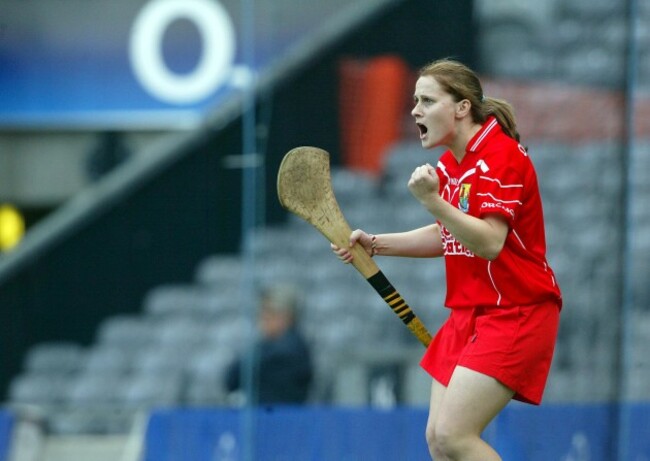 Goalkeeper Aoife Murray urges her team on