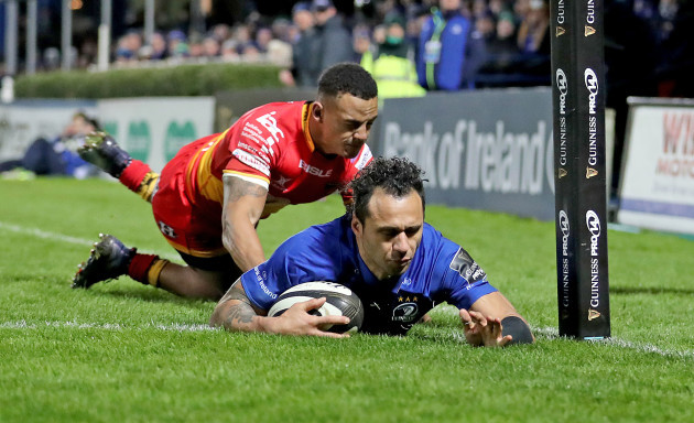 Isa Nacewa scores his sides fifth try