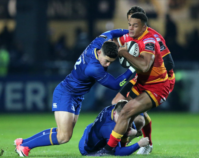 Ashton Hewitt tackled by Noel Reid