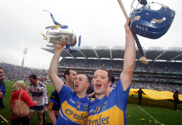 Eoin Kelly and Conor O'Brien celebrate