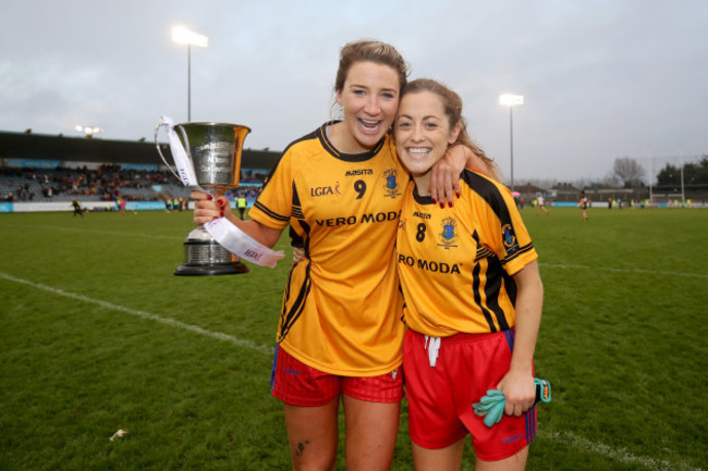 Julie Kavanagh and Dee Blayney celebrate with the cup after the game