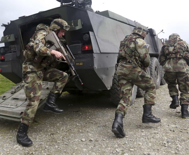 File Photo You're talking about going to war': TDs concerned EU defence deal could lead to Ireland joining a European army. NUMEROUS TDS and senators have voiced their concerns about Ireland signing up toÊa European defence pact known as Pesco. The plan h