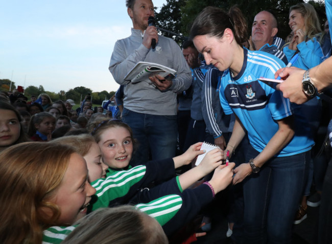 Sinead Aherne signs autographs for young fans