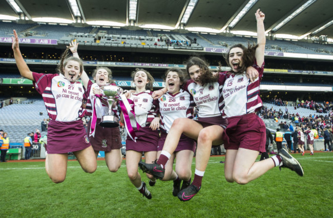 Chantelle McEldowney, Josie McMullan, Olivia Rafferty, Bridin McAllister and Olivia Rafferty celebrates after the game