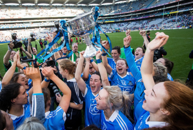 Lydsey Davey celebrates with the Brendan Martin Cup